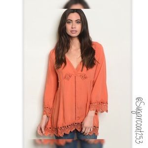 •Mono Reno• Orange Lace Long Sleeve Top